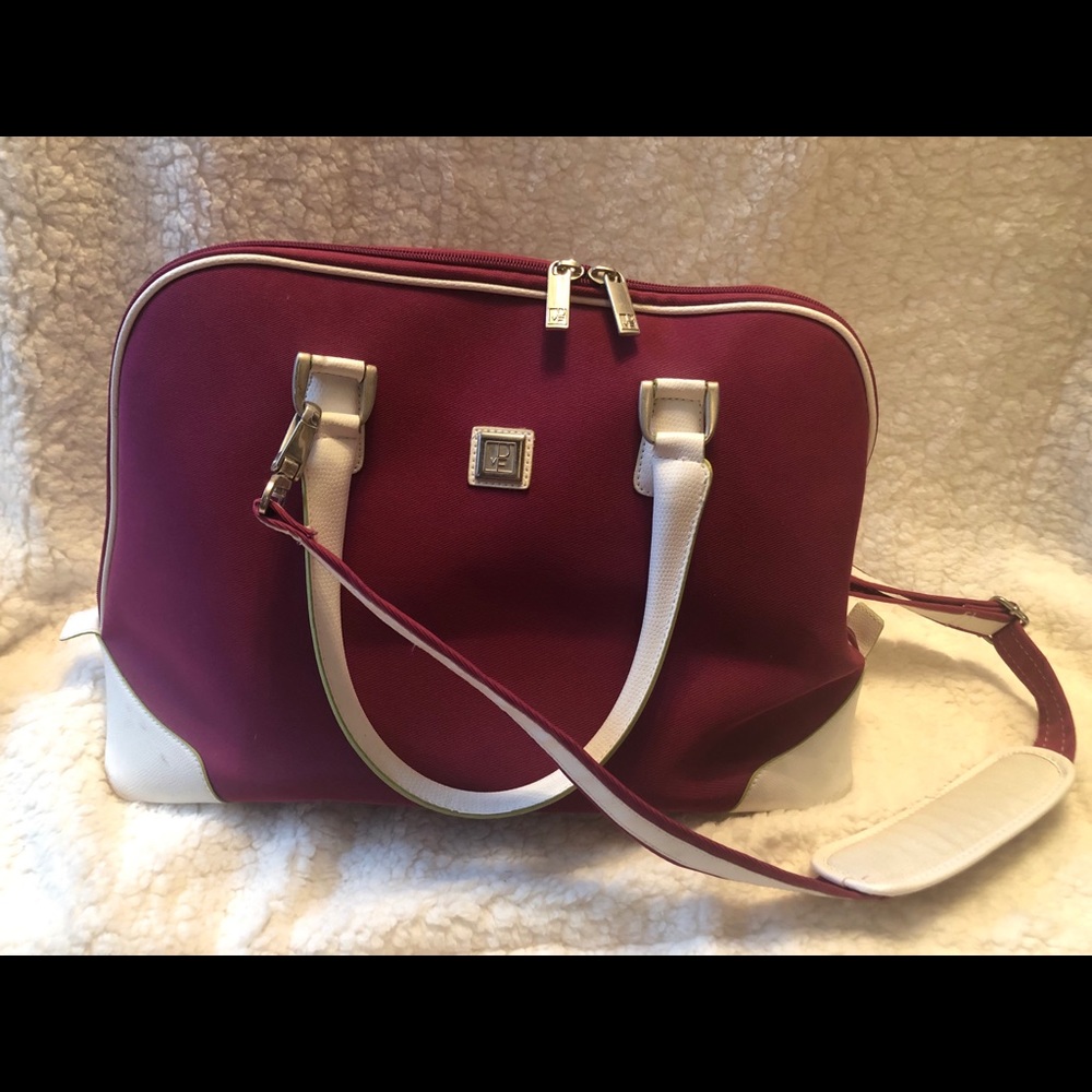 Travel bag/carry on